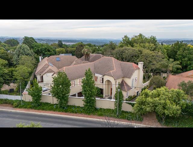 4 BEDROOM HOUSE FOR SALE IN BRYANSTON